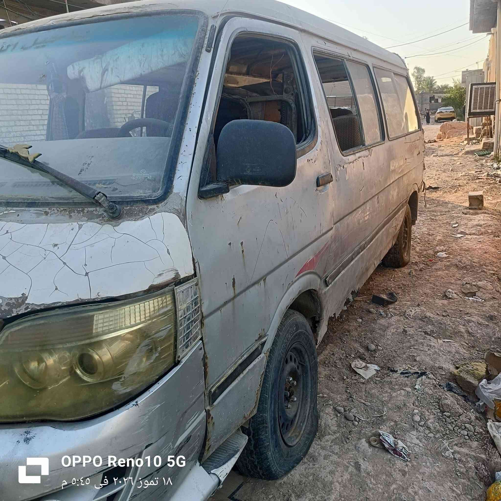 السلام عليكم فتون موديل 10 محرك يبخر جير الثاني يفلت اكسل حلو دواخلها حلوه السياره السياره تمشي ما بيها شي  شغاله عوزهة ترتيب بيها وكاله مكانه بغداد مدينه الصدر السعر 11 ورقه وبيهة مجال للاستفسار الاتصال على الرقم ***********
