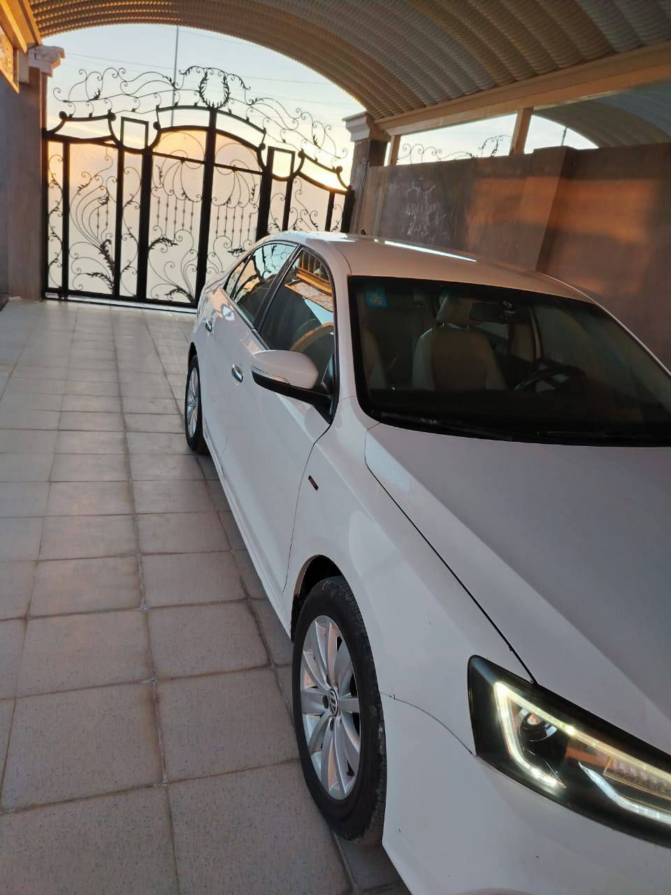 جيتا موديل 14 جاهزه كير محرك 1800 تخم تاير تبريد بيهه قطتين وشوي من باب بدون دواخل مكاني الانبار خالديه سياره باسمنه مشروع وطني جاهزه السعر 100 شده بيهه مجال  رقم هاتف***********
