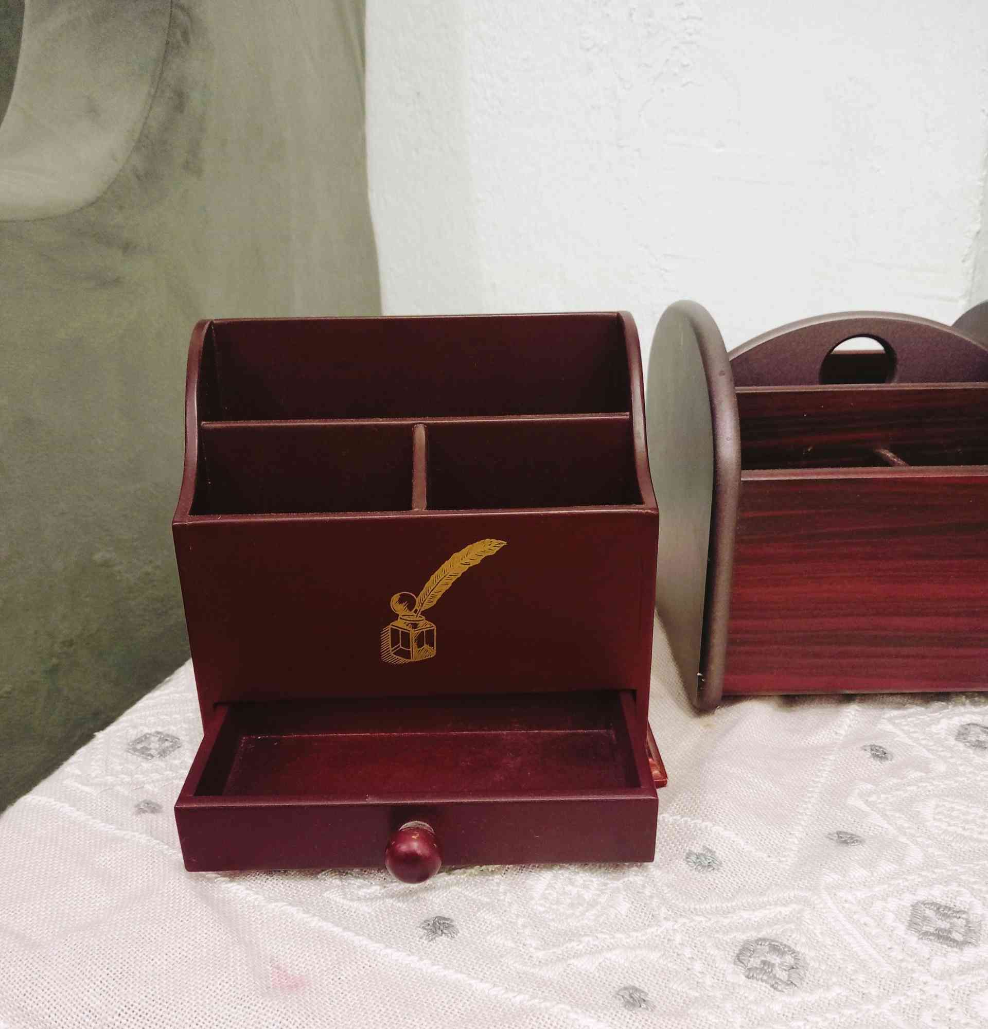 مكتبيات خشب جدد لوك غير مستخدمات 
قياس ابو المجر ارتفاع 15 
عرض 16
ثاني ارتفاع 14 
عرض 15 
سعرهم القطعتين 15


**إذا كنت صاحب هذا الإعلان وتريد حذفه لأي سبب، رجاءا أرسل رسالة إلى الدعم الفني**