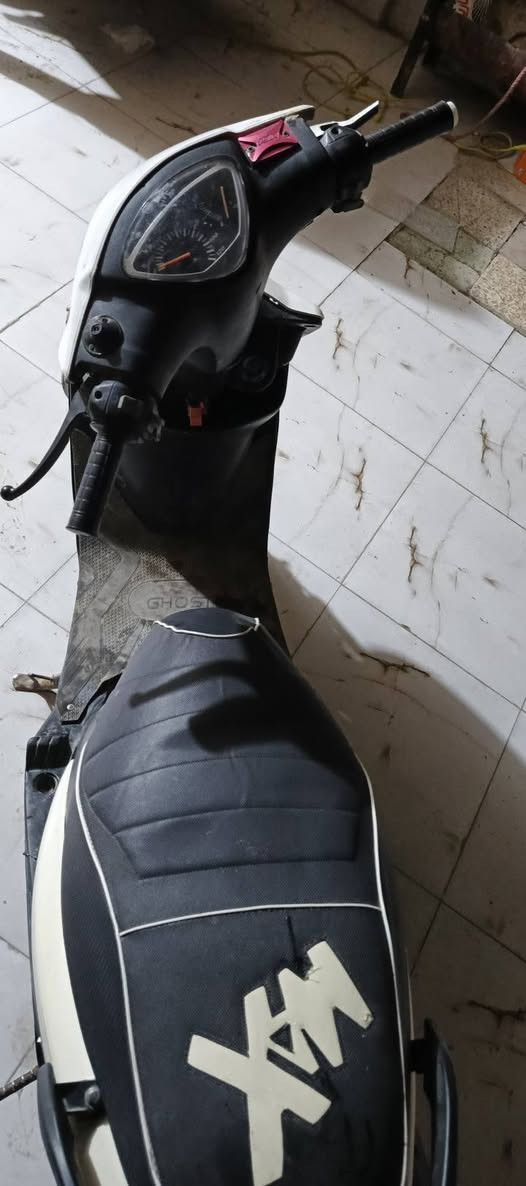 للبيع ماكس عدله
نكره سلف شغال هندر شغال
بك لايت + لايت + بريك خلفي شغالات
بيها نواقص خفيفه وبيها خيط تبخير توه بادي
سعرها 450 وبيها مجال للشراي 
العنوان القرنه هور السعد
متواجد خاص


**إذا كنت صاحب هذا الإعلان وتريد حذفه لأي سبب، رجاءا أرسل رسالة إلى الدعم الفني**