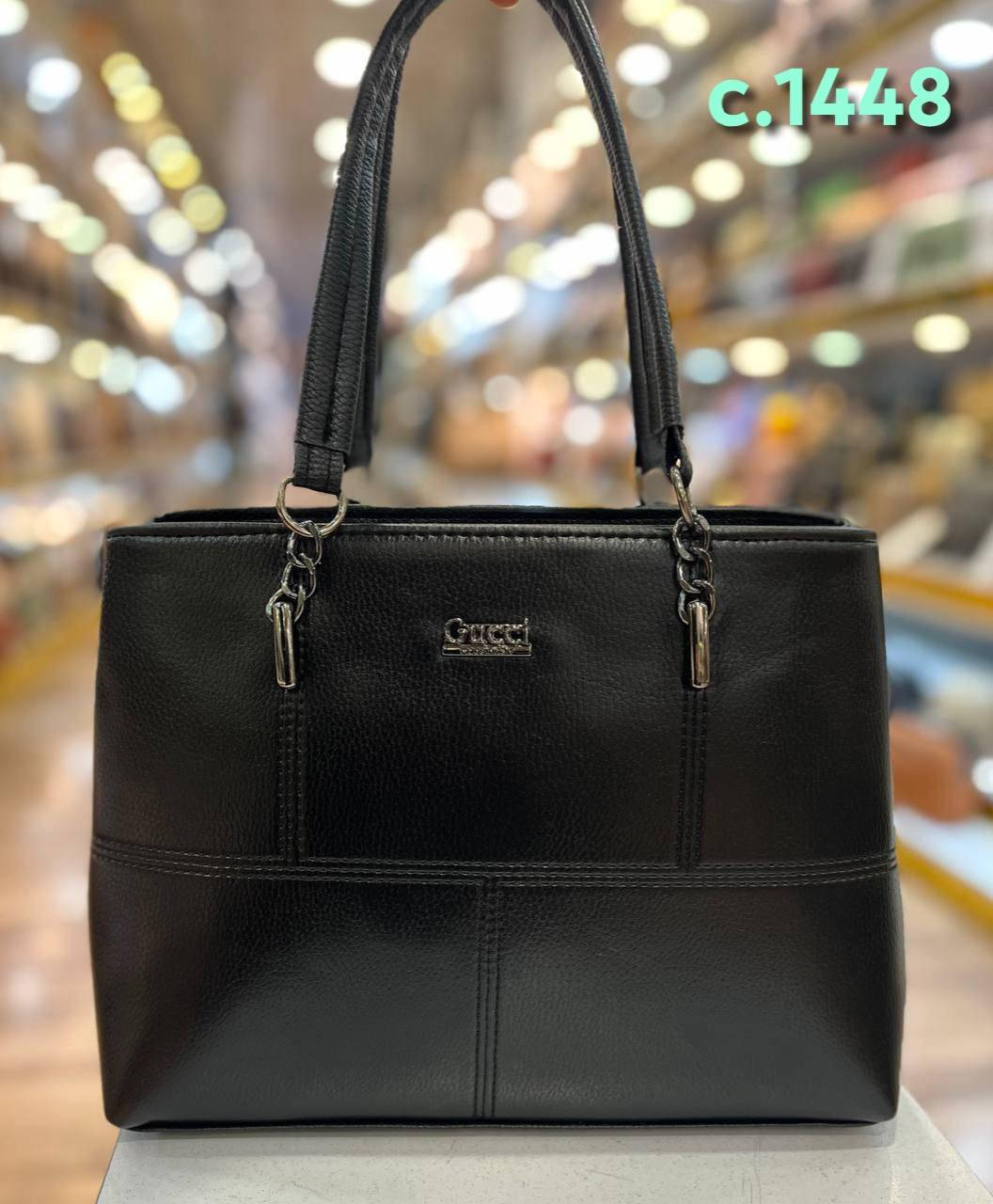 🆕️ New Venesia 🆕️ جديد فينيسيا 🆕️
👜 حقيبة نسائية حجم كبير  👜
💰 السعر 7,000 💰
الالوان متوفرة داخل الصور 👇
للحجز والاستفسار مراسلتنا على الواتسب 👇
📞***********☎️
📍العنوان : موصل / حي الرفاعي/مقابيل سايدين القسم
