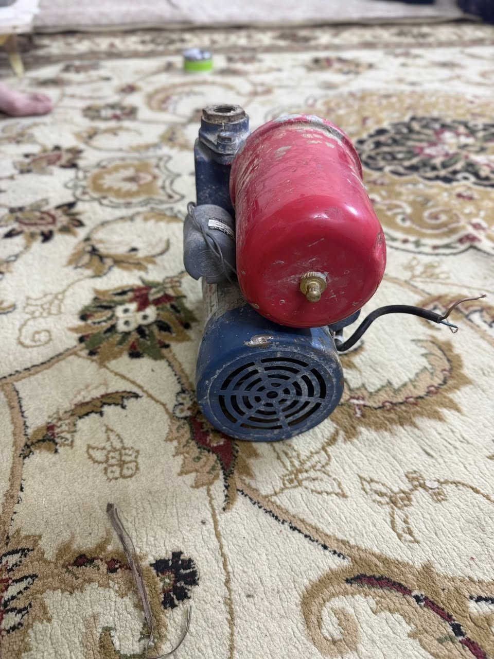 السلام عليكم عندي هاذه مأطور مي يشتغل بس يريد فره وحده ما بي كلشي للبيع


**إذا كنت صاحب هذا الإعلان وتريد حذفه لأي سبب، رجاءا أرسل رسالة إلى الدعم الفني**