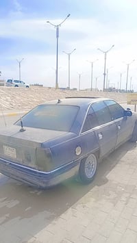 اوميغا ١٩٩١ • سيارة ورثة • نصبة ناعمة