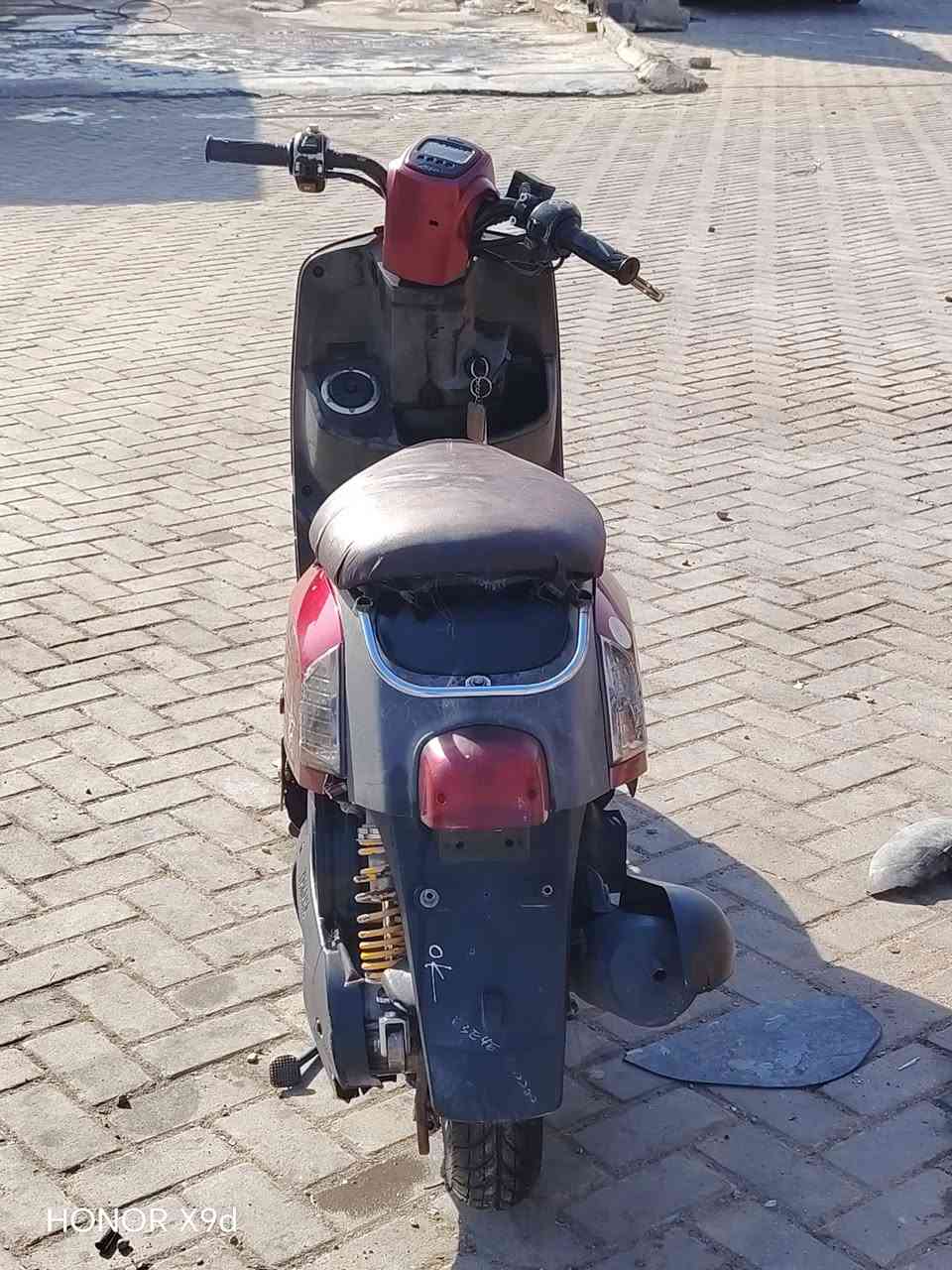 السلام عليكم عيني دراجه بوليس للبيع دراجه نظيفه مال رمضه كفراتها كلها ختومات واحد ونظيفها ومكينتها كفاله عامه الرقم اوكي يعني شغلات بسيطه دراجه سعرها 650 بها مجال بسيط رقم ***********
