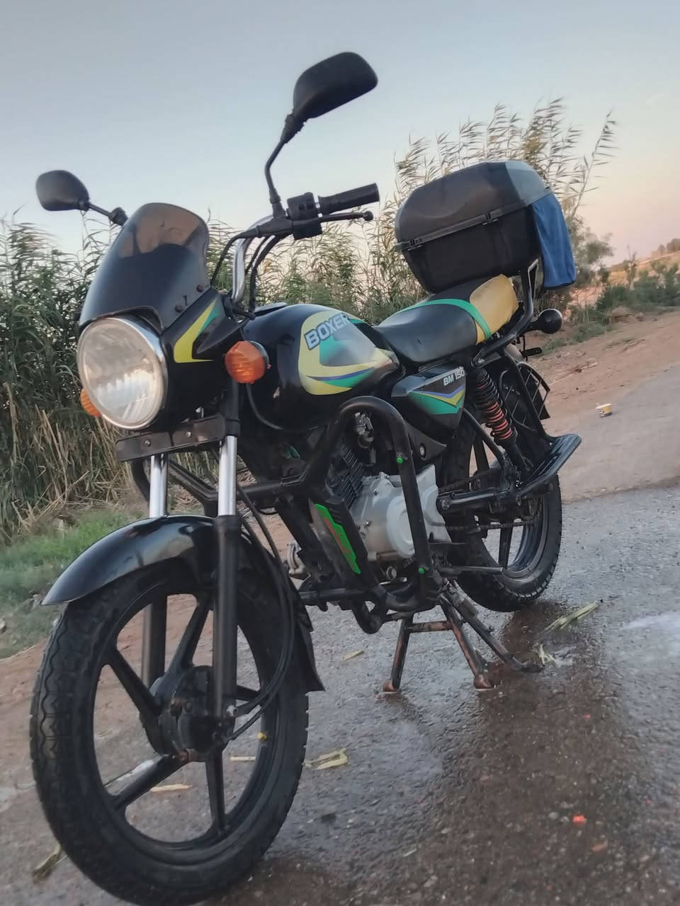 بوكسر موديل ٢٢مكان واسط قضاء الحي ***********
