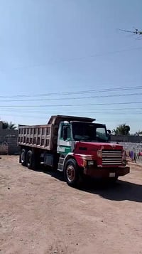 سكانيا ١١٢ البيع تفاصيل عل رقام تاليه /07903727400/07700297357