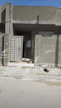 صبغ شبابيك وجهيات وجدران تواصل 07722477237