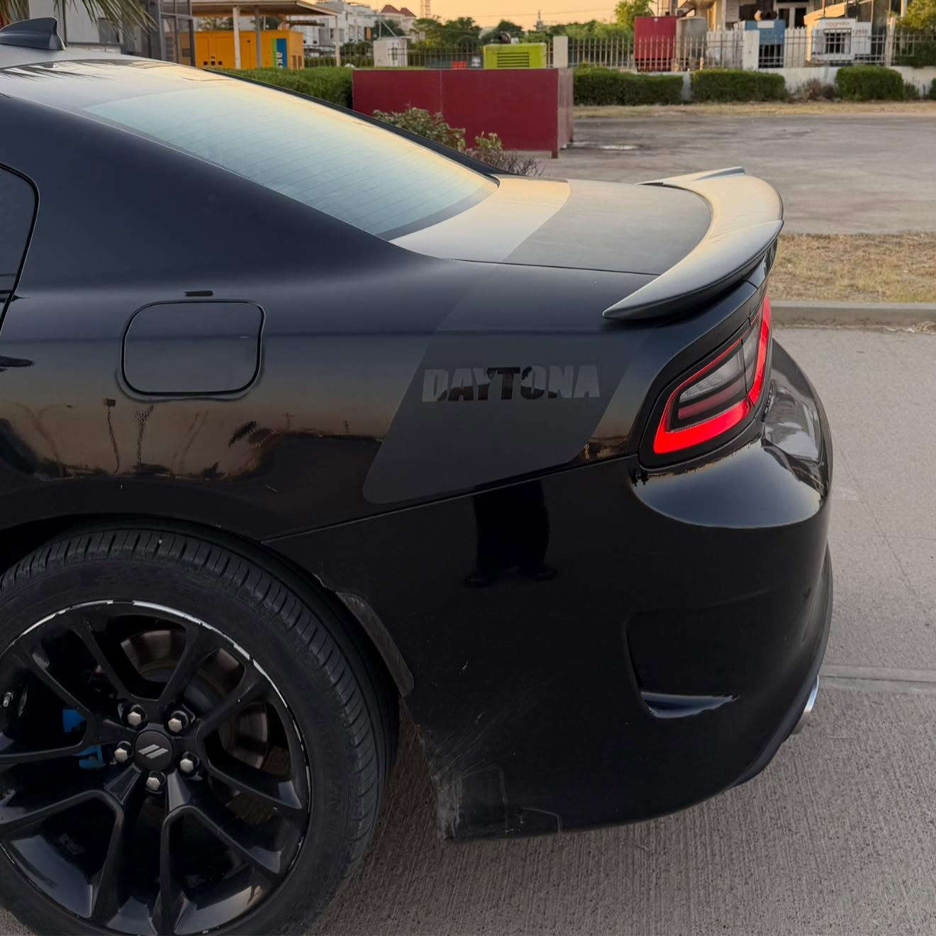 دوج جارجر Daytona
مديل 2021
ماشيه 70mi
دايتونا 5700
فووول مواصفات عدا الفتحه
بدون حادث فقط طخه جداً خفيفه بالجاملغ الامامي موضحه بالصور
السياره جديده جدا وجاهزه بدون اي نقص 
مكان السياره بصره طويسه
السعر 240 بي مجال بسيط
للاستفسار ***********
