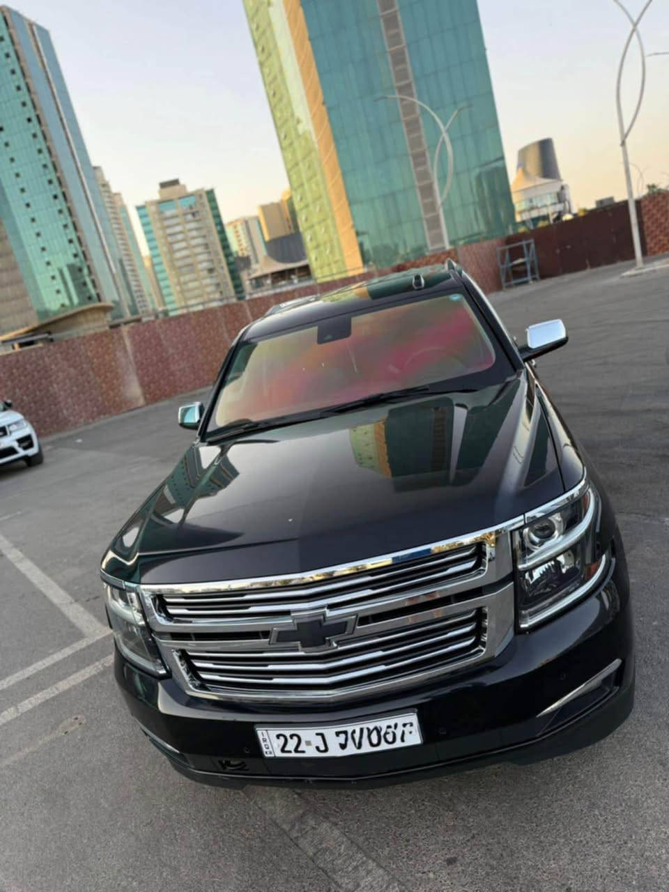 تاهو موديل 2020 ( بــريــميــر  ) خليحي اعلى مواصفات  فورويل سلايد ماشيه 82 الف كم حقيقي
حالة السيارة ممتازه صيانه 100% 
‎المواصفات:
‎فول مواصفات 1/1
‎8V 5.3 محرك
‎سلايد (فتحة قمارة)
‎كراسي جلد 
‎كراسي كهرباء
‎كراسي خزن(ميموري)
‎كراسي تدفئة+تبريد
‎كراسي خلفيه كهرباء
‎كراسي خلفيه تدفئة
‎تبريد خلفي شاشه
‎شحن الهاتف لاسلكياً
‎ثلاجة
‎رادار
رادار جانبي
نظام الحفاض على مسار السيارة
قيادة ذاتيه
‎كروس سرعه
‎خمس بصمات
‎فول تحكم استيرن(جهتين امامي+جهتين خلفيل
‎استيرن كهرباء
‎استيرن تدفئة
‎شاشه عرض الأعطال 
‎صندوق كهرباء(شفط)
‎فتح صندوك تلقائياً عن طريق القدم
‎دبل گير(عادي+اوتوماتيك)
‎دبل حساس(امامي+خلفي)
‎نظام تحكم بمستوى الضوء الداخلي
‎مانع تزحلق
‎پدل كهرباء (تحكم كهربائي بالبريك و البنزين)
‎نظام فتح الابواب لاسلكياً
‎فورد ويل
‎شاشه اماميه كبيرة اصلية
‎كامره خلفيه 
‎تشغيل عن بعد
‎قاصة سرية
‎اشارة بالمري
‎مري كهرباء(شفط)
لايت LED
LED امامي
سيتم صوت ماركة BOSS
رقم ومكان السيارة اربيل  
السيارة معمولها بولش مع نانو سيراميك  مع تغليف البنيد والدعامية الامامية ب PPF
ملاحظات السيارة تعديل PDR ١٠ سم بالجامرلغ الامامي اليمين
١٥ سم كارت صبغ بوسط باب السائق
لمعرفة باقي التفاصيل والسعر الاتصال ع الرقم *********** السليمانية, العراق
