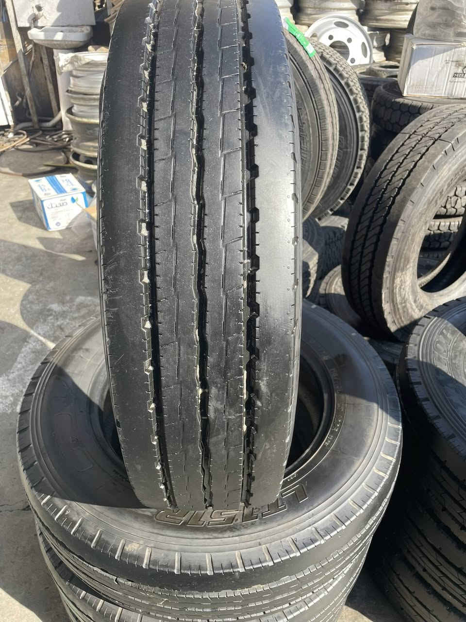 وصول حاوية تاير ياباني كوستر مكفول عروض خاصة الحجم (17:5) سعر الزوج 120 الف مكاني مجمع مشن بغداد يوجد توصيل 🚚 
***********  #كوستر #كوسترات ♥️ ♥️
