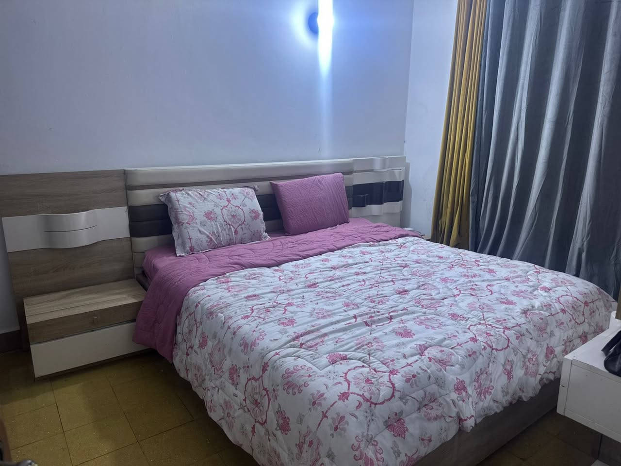 غرفه نوم للبيع اخت الجديده مابيها اي عيب 
اريدها ب750 الف وبيها مجال مكاني دور الهنديه


**إذا كنت صاحب هذا الإعلان وتريد حذفه لأي سبب، رجاءا أرسل رسالة إلى الدعم الفني**