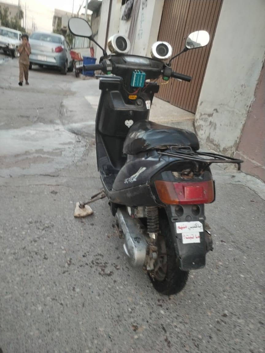 سلام عليكم ماطور بزون كهربائية شغاله كله شرط شاصي شرط السعر 175 اشاير شرط رقم الهاتف 
***********,
***********
