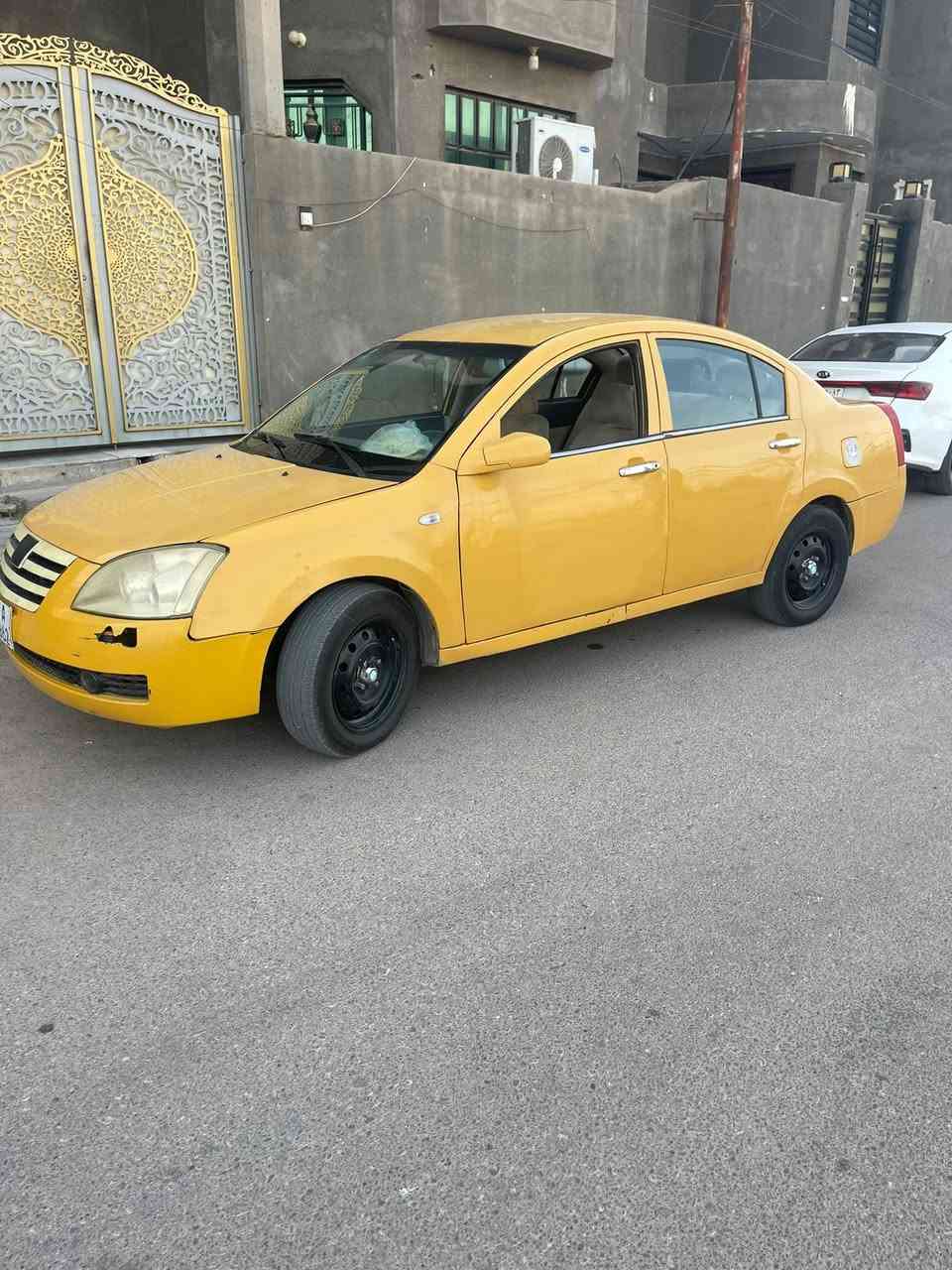 سلام عليكم شيري للبيع محور مكينه كامري 2000تبريد شغال ايضربه مابيه خياس مابيه خير من الله . شراي نتصل بيك خير ودلل***********
