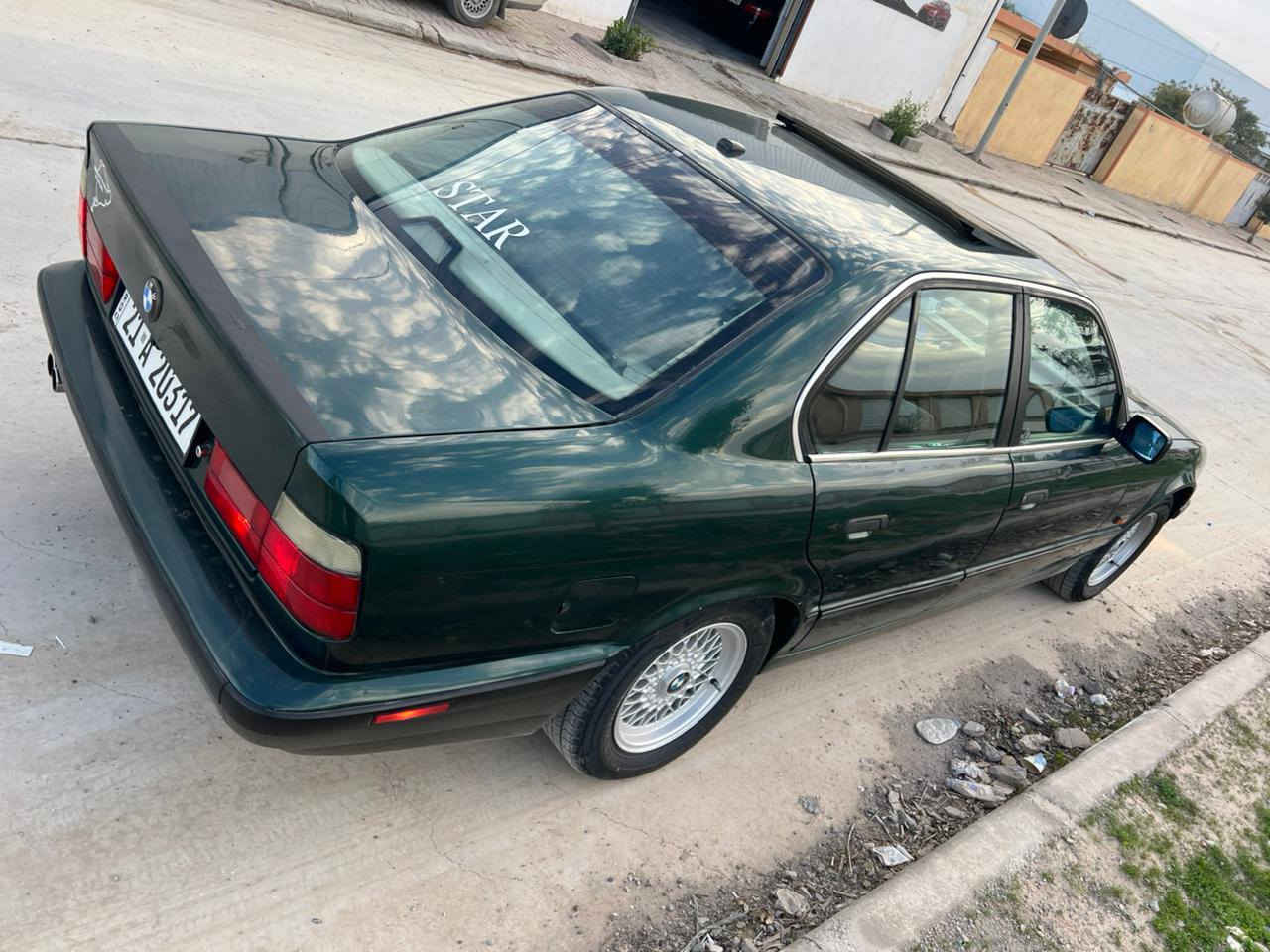 للبيع بي ام موديل 1990كير شرط محرك طابوكه جديد بس كور طاك يعني سياره بدون كور سياره جاهزه من كل نواحي صدر تايرات كهربايت شرط دفتر بانزين بي وكاله عامه بسمي سياره بدون ضربه قويه سياره حيل حلوه تبريد شغال مكان كركوك سياره بل صناعة جديد *********** شراي خابر 48 بي مجال بسيط جدا جدا
