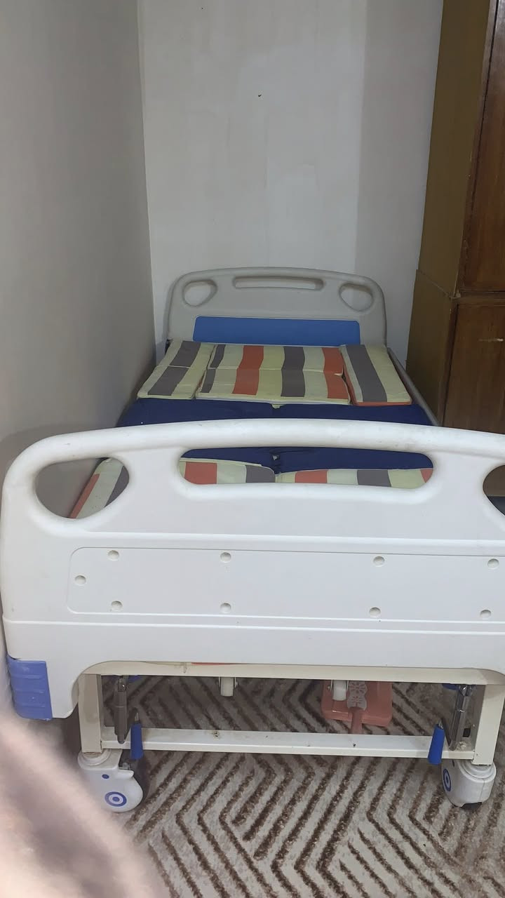 قريولة مستشفى للبيع اي  عيب مابيه جديد مستخدم اقل سنه استفسار خاص


**إذا كنت صاحب هذا الإعلان وتريد حذفه لأي سبب، رجاءا أرسل رسالة إلى الدعم الفني**