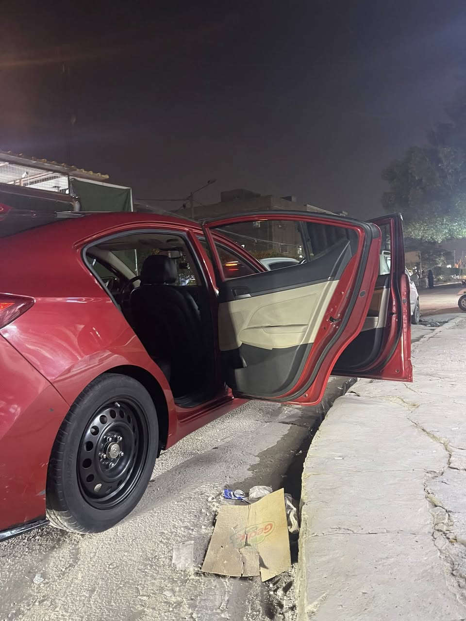 النترا موديل 2018 نص فول
ثلاث انظمه قياده

ايكو سبورت نورمل

ماشيه 50000 الف مايل

حادثها بابتين فقط

وبيها جراد بالقماره يم الاريل على كد اربع اصابع فقط

رقم بغداد

السياره باسمي تحويل ثاني يوم

السعر 125 وبيها مجال

***********
