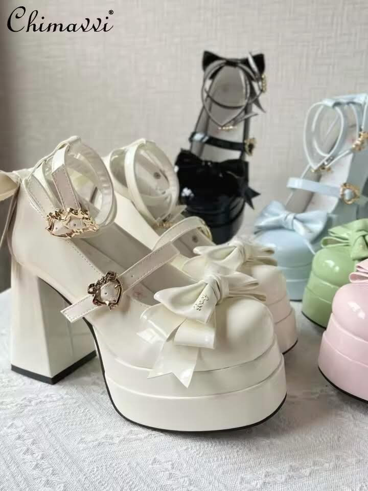 بداية الحكاية، تبدأ بفستان مثالي." فستان عقد القران ليس مجرد قطعة قماش، بل هو الشاهد الأول على وعود الحب. تألقي برقيّ يليق بجمال ليلتك. ✨💍

متوفر ✅

القياس :- L
          

السعر :- 35  الف✔️
الحذاء حيكون هدية ويا الفستان قياسه 39/40 

توجد خدمه توصيل 5 الف 
ولجميع محافظات العراق 🏘🚗


**إذا كنت صاحب هذا الإعلان وتريد حذفه لأي سبب، رجاءا أرسل رسالة إلى الدعم الفني**