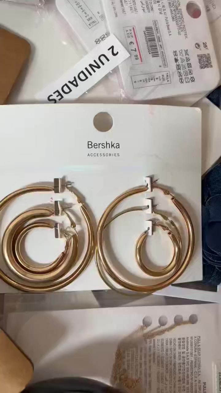 ✨ European Women’s Accessories Collection ✨

The detail that completes every look 👑
Trendy designs – Excellent quality – Fast-selling pieces 🔥

Ready stock available for immediate supply

📞 +971 50 705 9585
📲 Telegram: https://t.me/essamelshazly61

📍 Company Location: UAE – International City
📌 Google Maps: https://maps.google.com/?q=25.435450,55.558830


**إذا كنت صاحب هذا الإعلان وتريد حذفه لأي سبب، رجاءا أرسل رسالة إلى الدعم الفني**