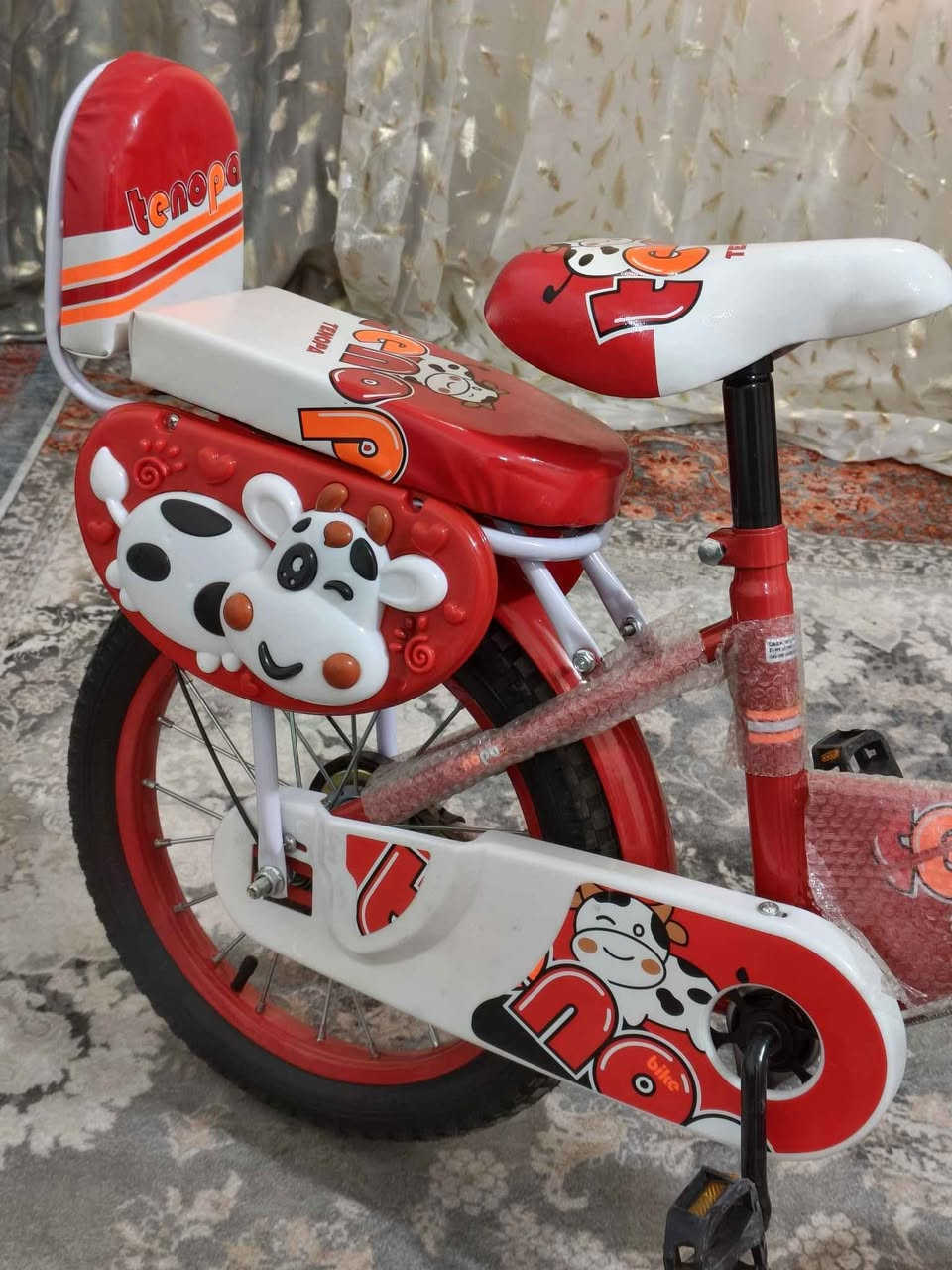 سلام عليكم للبيع بايسكل اطفال 
بايسكل اطفال (دراجة هوائية) جديدة من شركة Tenopa

الحجم : 12
الحالة : جديد غير مستعمل
السعر : 75 الف

متوفر توصيل داخل العمارة عمارة, ميسان


**إذا كنت صاحب هذا الإعلان وتريد حذفه لأي سبب، رجاءا أرسل رسالة إلى الدعم الفني**