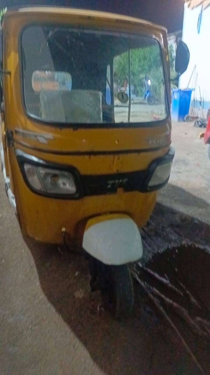 سلام عليكم اني مكلف بل نشر تكتك تيفي اس مديل عشرين التكتك نضيفه ادوات رقم الولد *********** المكان شط العرب الجزيره
