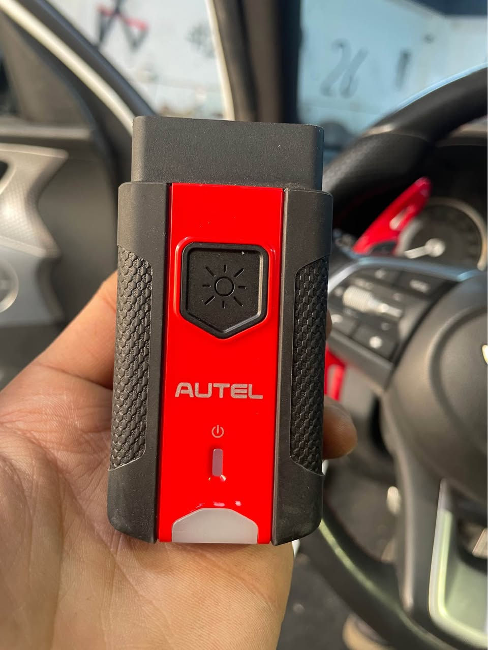 بيع وتيل٩٠٦ پرو تفحس تايرات AUTEL
MaxiSys MS906 Pro-TS|
جيهاز جديد تحديث 11/24/2026 زمان معان ويسام 1بيين
اريت مراوس لانج وبيع
‹ 0750 795 47 40
مكان دهوك دهوك, العراق
