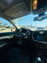 سي 300 فول • ٢٠١٦ • باب السايق تبديل