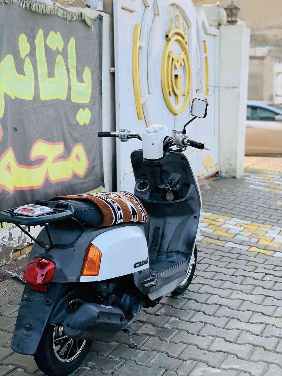 سلام عليكم درجه بوليس للبيع مكفوله مبدل بس الاستيك ولف درجه شغله كلها كفراتها اصليه ويل أبو نجمه تخم تاير جديد رقم الهاتف ***********
