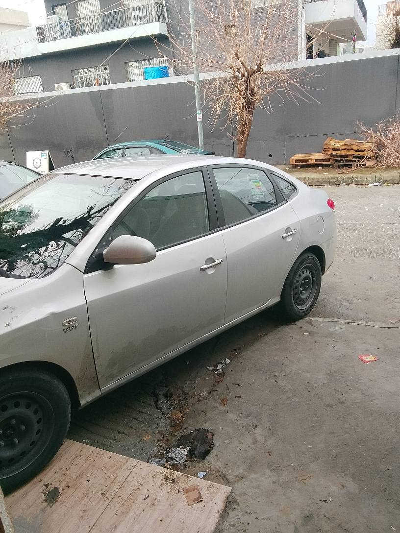 ئاڤانتی بڕاوە 2007  فول بەس سڵایدنیە  شاشە ئایپات کامێرا کوشن هیتەر  ئاوێنە شەفتو کارەبا  تەبرید ساردو گەرم بەشەرت  کەڤەر سەخف دەحمولێدراو بەشەرت قەترە خایسو ڕزیوی نیە یەک دو قۆپی بچوکی پێوەیە  باقی تر دەحامی بۆ دەحامی بەشەرت  توندوتۆڵی بەشەرت  چوار تایەیی ئستا بۆکڕاون ڕۆنی گێڕو مەکینەی ئستا گۆڕاوە  کامل مەسرەف کراوە  ناونیشان ڕانیە  سەحری 46 مەجالێکی کەم  *********** رانية, السليمانية
