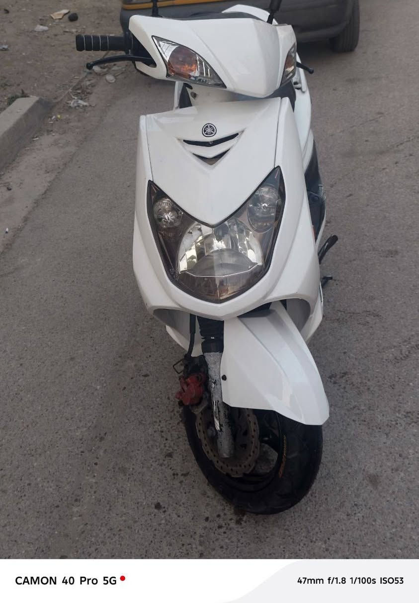 السلام عليكم سكنس فحل كوري نوزل الدراجة مكفولة كفالة عامة ما عدى الكفر تجاري بس الكفر تجاري الباقي كلشي مابيهة تجاري اكفلك كلشي بس الكفر مكينة ناعمة و جديدة ما بيهة اي نقص مازدة ذهبية بك لايت لد خلفي كشن رياضي بلادي الدراجة الدراجة فقط تحتاج تنظيف الفيت بم بس هذا الشي  و الدراجة مسويلهة إدامة من كلشي بس الفيت بم يحتاج تنظيف المكان بغداد البلديات السعر 900 وبيها مجال و الشراي يشلع عيوني


**إذا كنت صاحب هذا الإعلان وتريد حذفه لأي سبب، رجاءا أرسل رسالة إلى الدعم الفني**