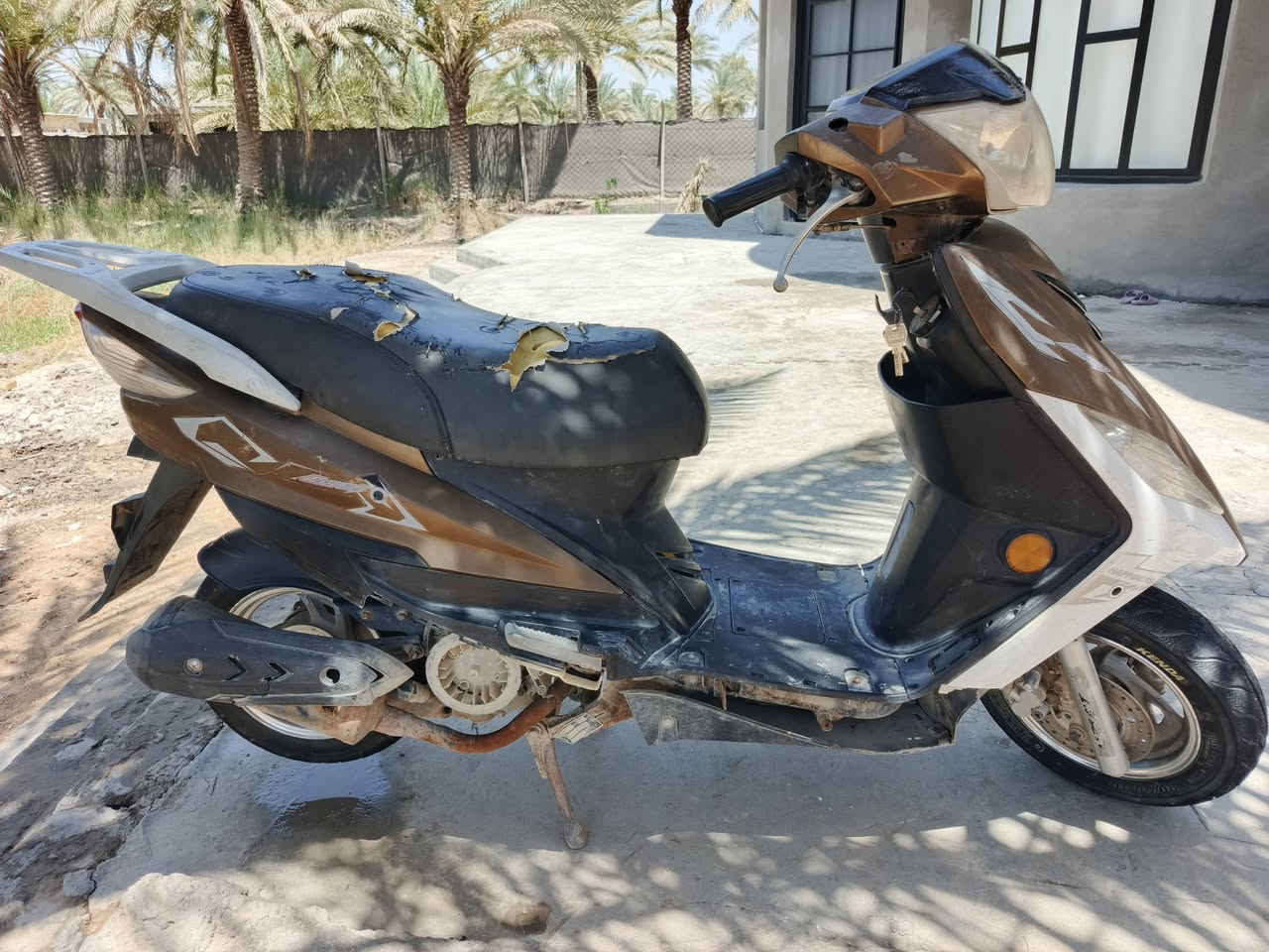 للبيع مكاني حله السعر 250 وبيها مجال
***********
