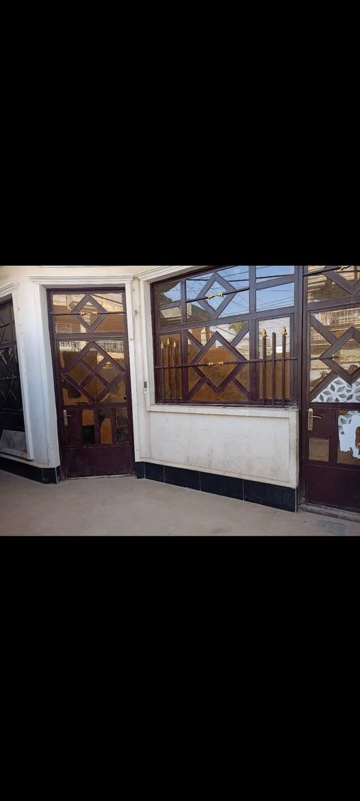 السلام عليكم
بيت 150 متر ( ايجار)
أبو منيصير حي الرضوان
قريب جدا على السريع
طابقين بناء حديث
5 غرف نوم
للاستفار التواصل مع ابو احمد ‏‪0770 973 1475‬‏
