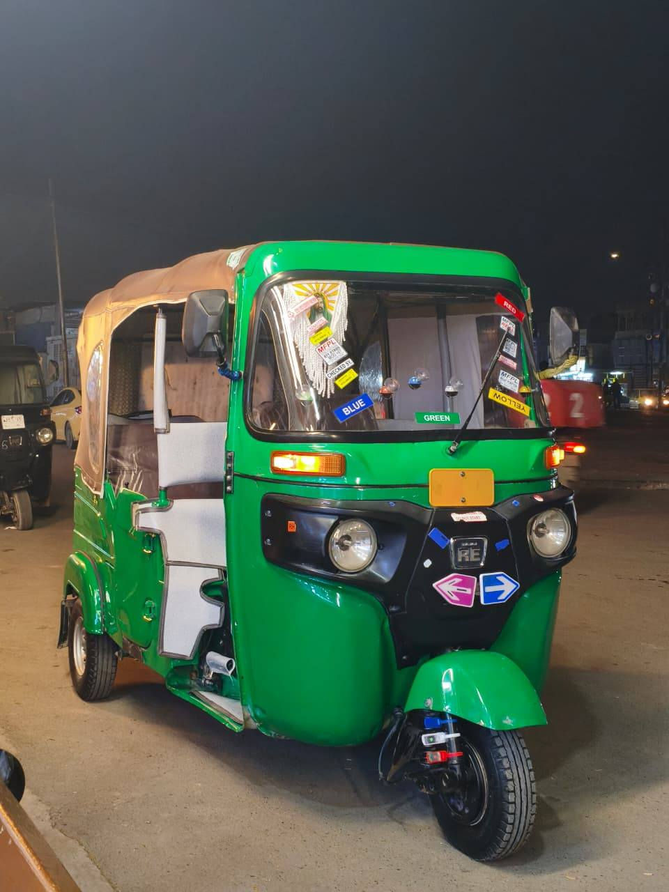 السلام عليكم ورحمة
تكتك موديل 22 رقم انكليزي وسنويه مكينه مكفوله صبانه مامحطوطه عليهة خياس ماكو تكتك نعمه فضيله بسمي السعر 9200 رقمي ***********
