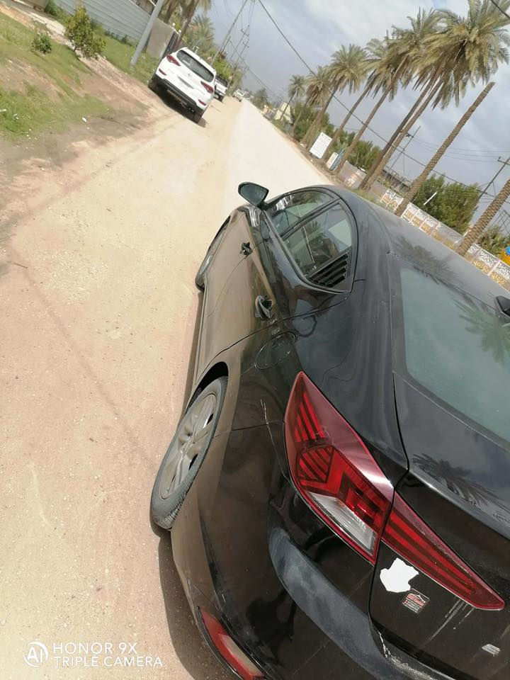 السلام عليكم 
سياره الانتره موديل 2019  وارد امريكي سياره 

جاهزه من كلشي تبريد حداديه تخم تاير 

محركها ٢٠٠٠  كي مكينه مكفول رقم بغداد بسمي تحويل مباشر  

سياره بيها حادث ربع جاملغ ايمن  بدون دواخل شرط 
#السعر ب118 وبيها مجال 

#مكان السياره بابل مشروع المسيب 
 
فقط ع رقم موجود 
***********
***********
