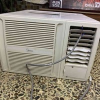مكيف للبيع نوعية انفينتر طن ونص عنواني بغداد الجديدة  واتساب 077151558...