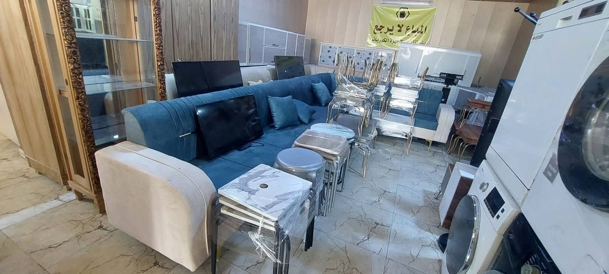 مجمع النذير للاثاث المنزلي المستخدم والباله كلشي تريد اثاث يخص البيت .ثلاجات غسالات طباخات شاشات بلازمه طبلات غرف نوم كونترات سنك ديوانات وقنفات استقبال برادات ماء ومجمدات وعارضات ميز مكتب وكراسي دوار وثابت مجمع النذير للاثاث المنزلي الجديد والمستعمل والباله اوربي بيع وشراء. تجهيز بيت كامل بسعر تنافسي وتجهيز لاهل الجمله.  كركوك حي النصر مقابل مركز شرطه ...خلف المرور القديم مباشر ***********
*********** 
***********
