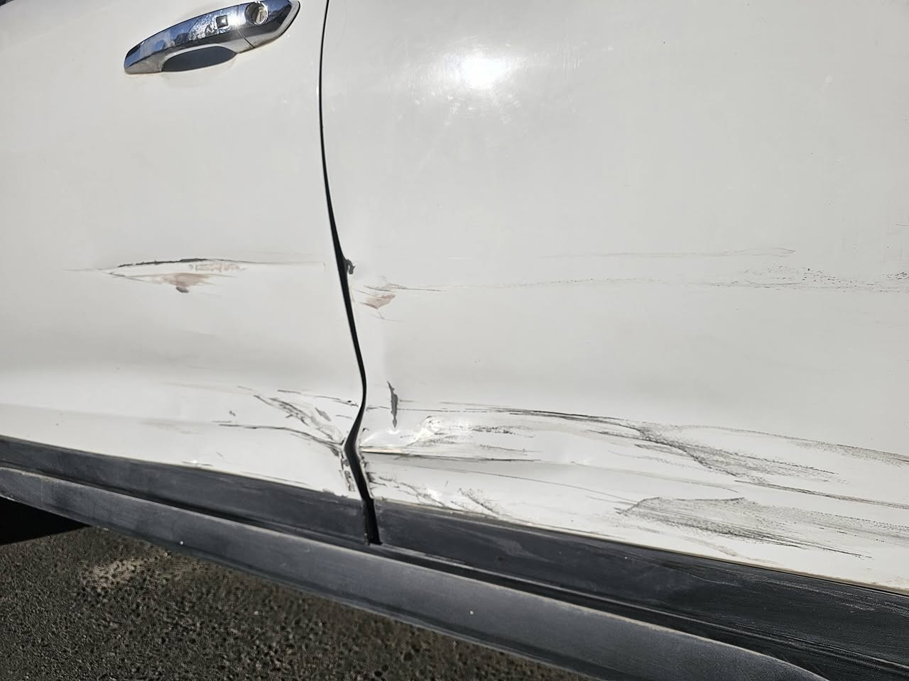 توسان 2019 كاصد خليجي ؛ سونارها قبل شهر مرفق بالصور  ؛ واكو طخة جديدة بالفديو واضحة 
ماشية 125 ألف ؛ مكانها كربلا باسمي 
السعر 163 $ 
*********** واتساب فقط
