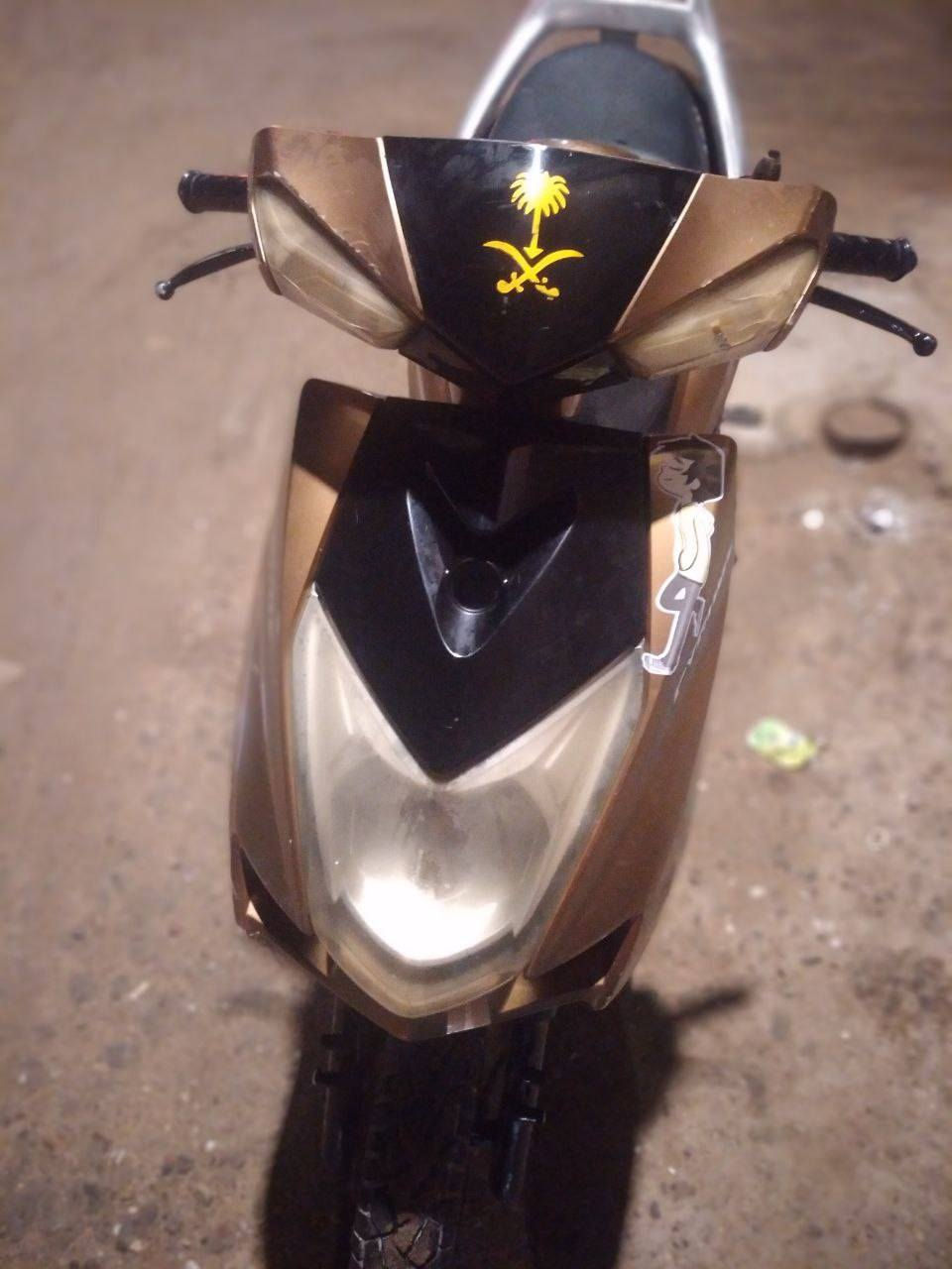 سلام عليكم دراجه نوع سكنس للبيع السعر 300وبيها مجال شي قليل   محتاج واريد ابيعها  الدراجه مفتوحه  البصره ابو الخصيب


**إذا كنت صاحب هذا الإعلان وتريد حذفه لأي سبب، رجاءا أرسل رسالة إلى الدعم الفني**