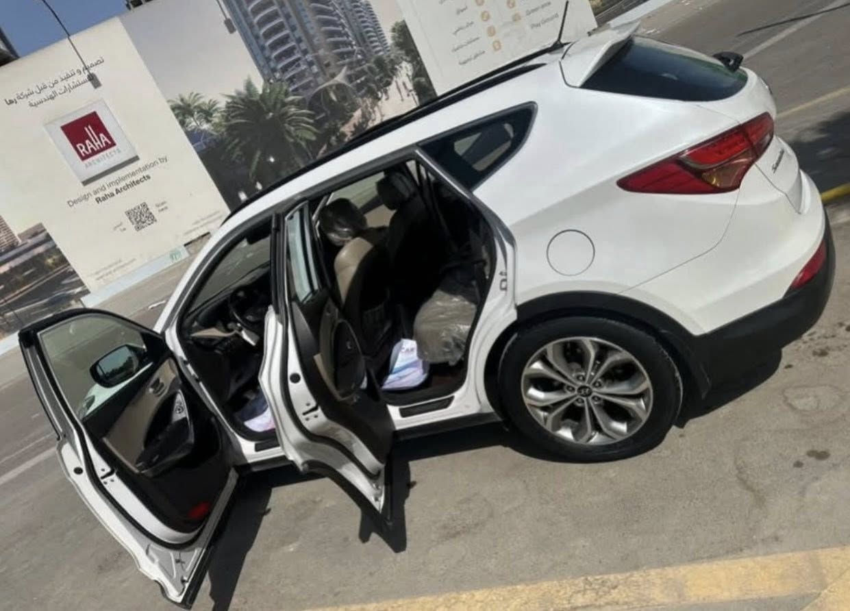 يالله 
سنتافي ٢٠١٣ خليجي كفاله عامه رقم بغداد الننكليزي الدولي باسمي شخصيا هزة وسنويه لل 2031 تحويل مباشر السيارة خليجي وفول مواصفات للاخير 1/1 
محرك 6 سلندر 
بانوراما 
 7 راكب عائلي 
ثلاث قطع تبريد 
كشنات جلد 
بردات خلفيه 
فور ويل 
شاشه ايباد 
كامرة خلفيه
لايت عدسه 
تبريد ثلج ثلج 🧊 

السيارة مكفوله كفاله عامه من كلشي خليجي وجديدة كلش وسونارها داخل المنشور ماشيه 128 الف حقيقي 

السعر (( 170 )) وبيها مجال للشراي 

مكاني // النجف // للاتصال // ***********
