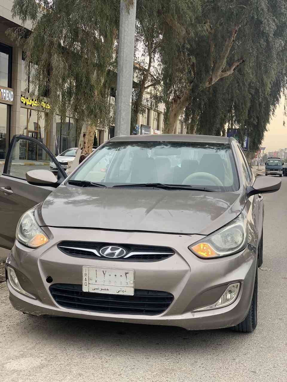 اكسنت 2014 وراد امريكي كير ومكينة كفالة رقم ديالى تحويل ثاني يوم 85 $وبيه مجال بسيط 
للاستفسار اكثر ***********
