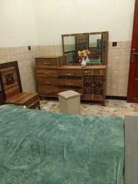 غرفه 9 قطع للبيع سلايت  عنوان مدينه الصدر سعر 500  رقم 07729374379