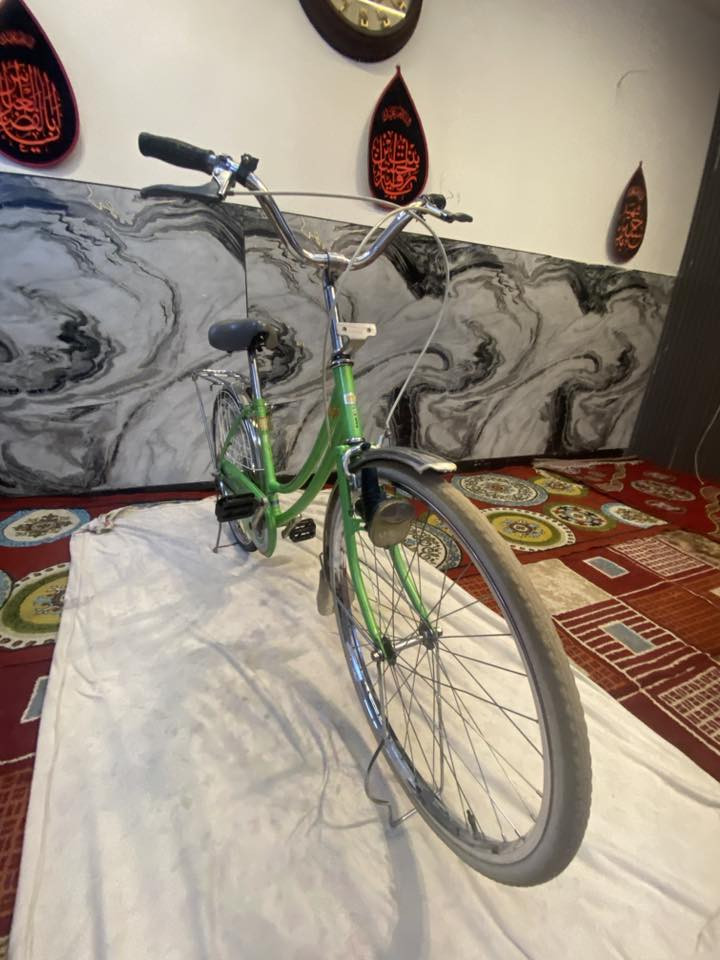 بايسكل لون تفاحي ياباني مكاني البلديات مقابل لحوم البركه رقم الهاتف *********** الحجم 24 تخم تايرات جوكر الويل سل ستيل بريك خلفي امامي بي قفل مخفي سيبايه إماميه وخلفيه ونضافه 99٪؜
نضام البابسكل ياباني حديث وكآمل مابي اي نقص تجي تفحص وتاخذ ……
