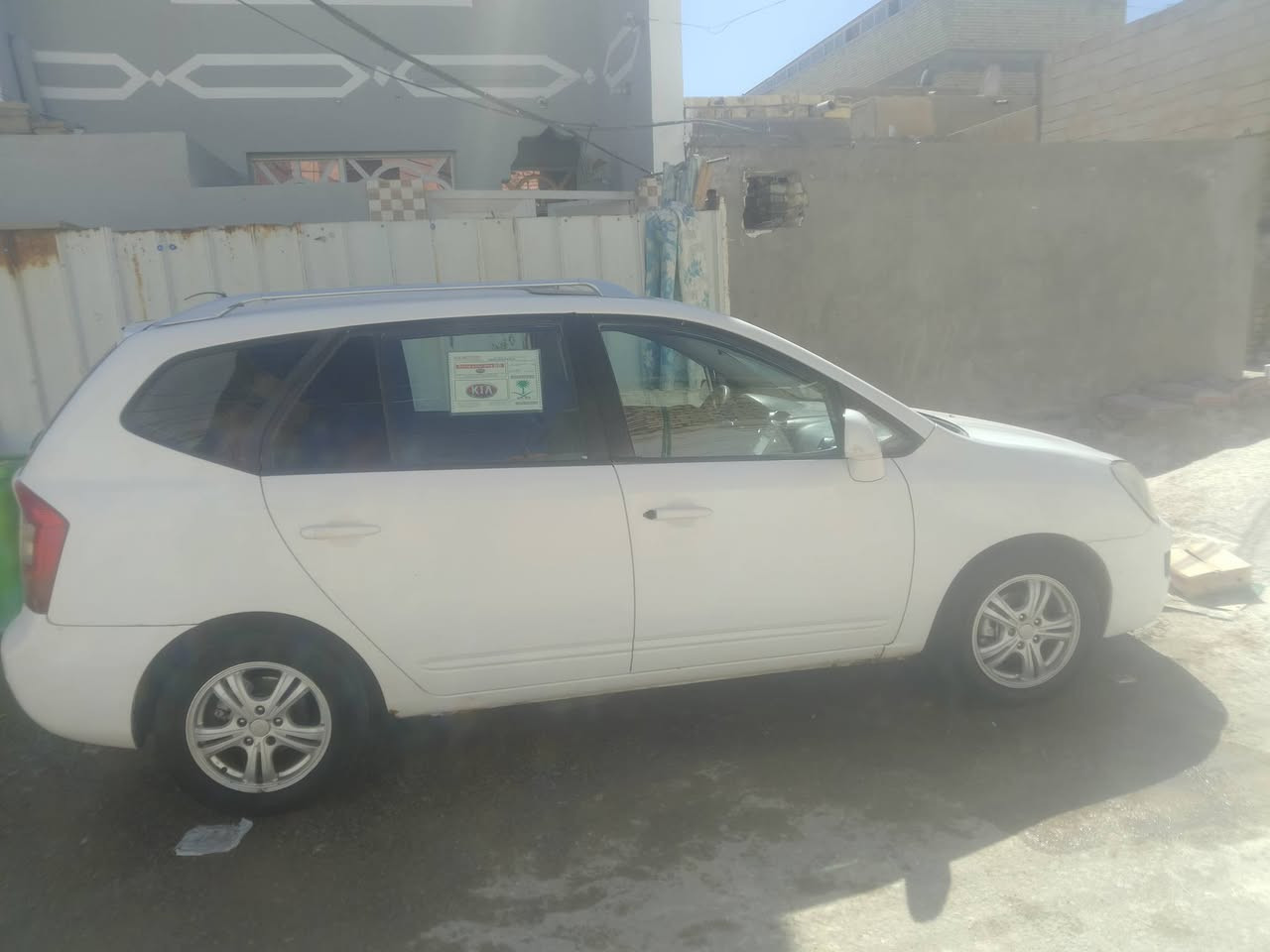 كيا كارنزا رقمها بصره مشروع وطني موديل 2010 بيها اربع قطع بصوب السائق ضربتهاما واصله للقماره مكانها النجف كير ومكينه خير من الله سعرها 78 الاتصال على هذا الرقم ***********
