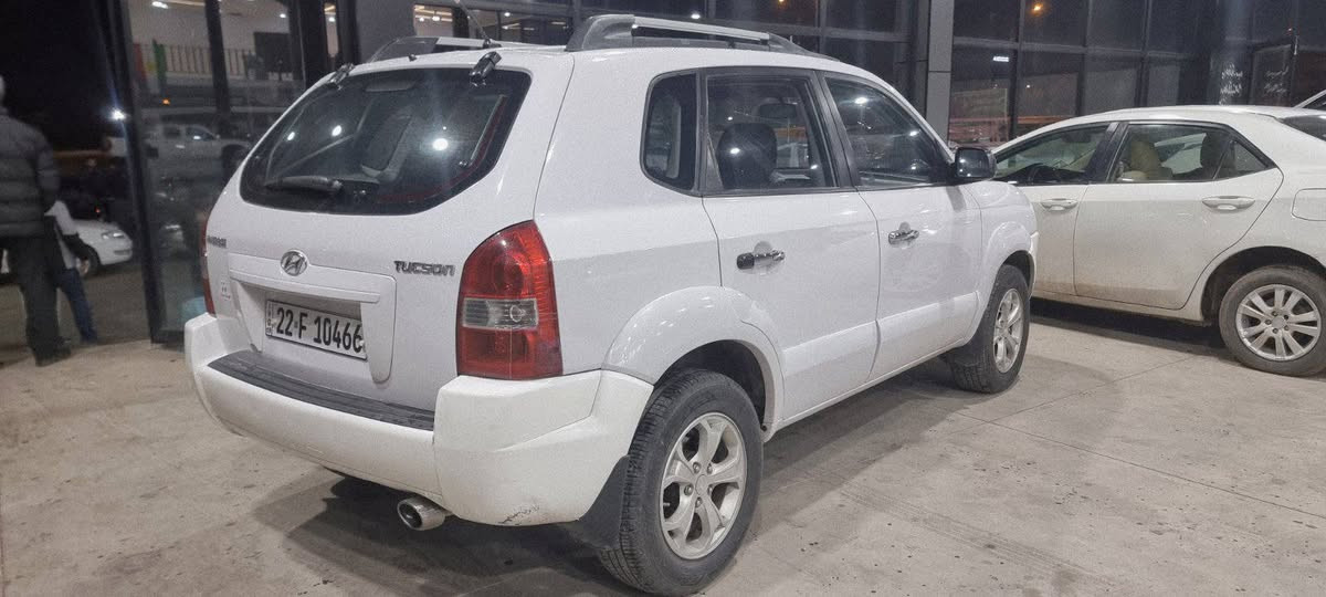 بەناوی خودا
هۆندای تۆکسۆن زۆرجوان،مۆدێل 2009
بێ بۆیاخ بێ سارد ئیستراد خاس خلیجی
گێڕئۆتۆماتیک،گێڕومەکینەی نەکراوەتەوە
سەنەوی بەناوی خۆمەوەیە،سپی بەفری
نمونەلەجوانی،200 هەزارڕۆشتووە
تەحویل،غەرامە،وەکالەت بەشەرت
نرخ،،،125قفل،،،***********
***********هەڵەبجەی شەهید حلبجة, السليمانية
