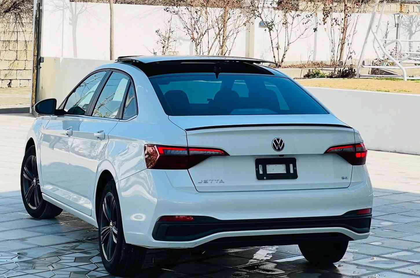 VW JETTA SE 2024
جيته وارد امريكى
مواصفات se
بانوراما 
گير اتوماتيك سبورت
بصمه شغال
گشن جلد هيتر كهرباي
مكينه V4  1.5T turbo
شاشه الكترونيك
كاميرا 
رادار حاسه
مرقم اربيل 22 Z
حادث : ربع بونت نصف چاملغ  چامغ بارد كم مكان بيها تعديل صغير بيها كلير
بدون دواخل امام كبس شريكه
ارباك :  بدون ارباك بيلادي شريكه 
رقم شانصي: 3VW7M7BU6RM021311
ماشي: 30 الف كيلومتر
عنوان : سوران اربيل
هاتف واتس اب: *********** 
*********** zian أربيل, العراق
