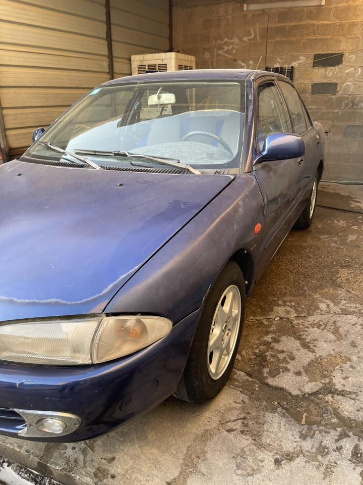 بروتون ويرا ٢٠٠٤
بلادية مابيه لاضربه ولاصبغ تبريد تدفئة 
صدر امامي خلفي كله جديد 
تحويل ثاني يوم 
٥٠ وبيه مجال 
***********
