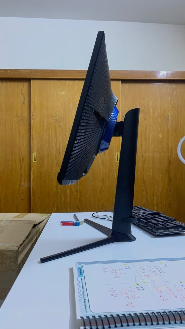 سلام عليكم
شاشة للبيع. Odyssey g3 24

24 بوصة

165 Hz 

1ms

السعر 130 وبيها مجال

مكاني بغداد العبيدي

رقمي ***********

ادمن❤️
