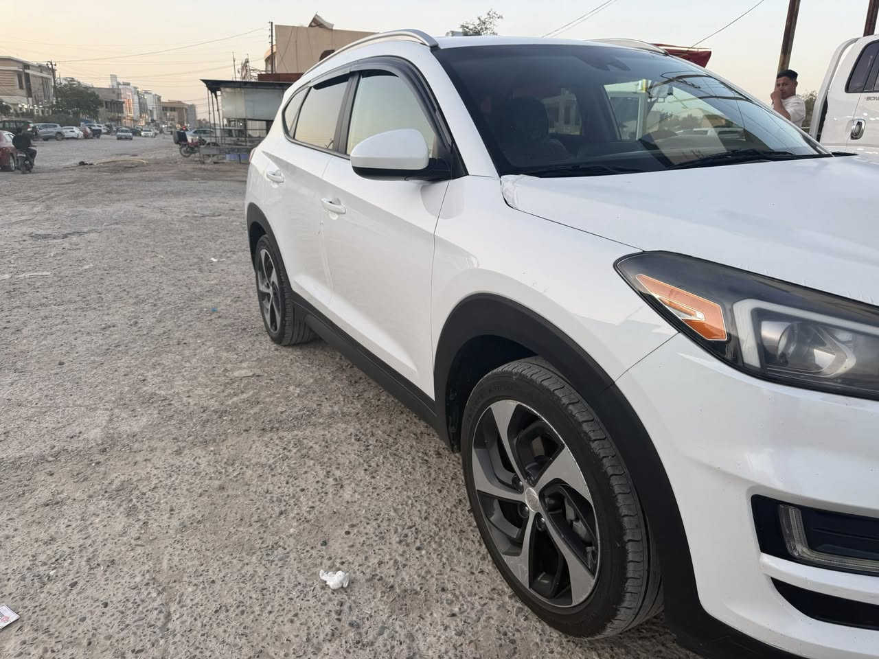 هونداي توسان 2020 وارد امريكي رقم صلاح الدين ماشيه 102ميل شرط التحويل محرك كير تبريد تدفئة صدر تخم تاير ايرباك سليم كلها بشرط حادث سرقه العنوان سامراء السعر 163$ او بيها مجال رقم التلفون ***********
رابط التقرير 
https://bid.cars/en/lot/1-59498400/2020-Hyundai-Tucson-KM8J2CA4XLU242370
