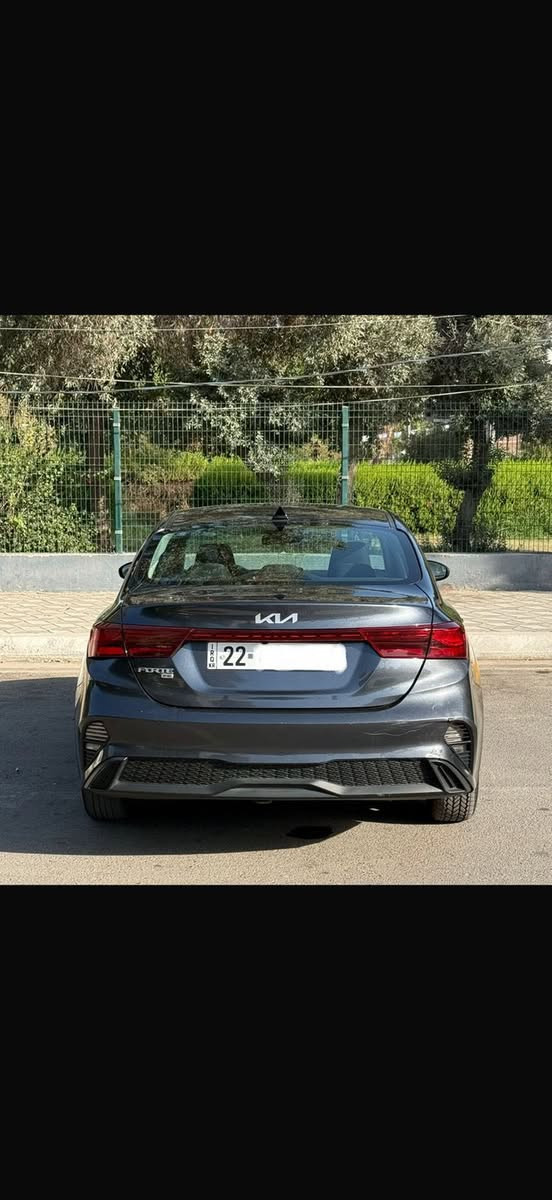 السلام عليكم للبيع فقط بدون مراوس
كيا فورتي  موديل 💯2024💯
ماشيه (30) الاف بوضع الزيرو

دخول جديد وترقيم اربيل جديد وهزه جديده تحويل لو وكاله مضمون

• المحرك: 2000 دوش

 • شاشه تدعم الكاربلي + كاميرا خلفية

 • رادار أمامي

 • 3 أنظمة قيادة

 • تحكمات ستيرن+ نظام تحديد المسار

 • السيارة نظيفة جداً وجديدة بمعنى الكلمة بدون اي نقص

حادث جاملغ فقط ونص بنيد صبغ ايرباك ستيرن وبرده وراجعات سستم سستم شواصي مكفوله حته راديتر وبدنه بلاديات وبدون اي نقص 

العنوان / بغداد العطيفية

السعر 155وبيهة مجال بسيط

للأستفسار 📞  ***********
