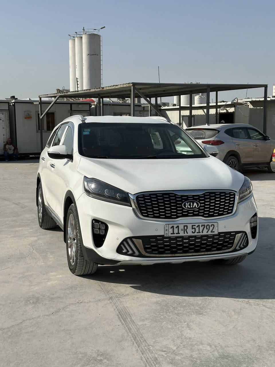 السلام عليكم سورنتو 2020 خليجي السيارة كفالة عامه السيارة كامله خير من الله كير مكينة صدر امامي خلفي تبريد كله مكفوله رقم بغداد بسمي ماشيه 93 حقيقي 
سعره 250وبيه مجال 
مكاني بغداد الرستمية 
☎️0773 643 7663‬
