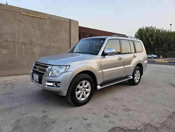 سلام عليكم
باجيرو خليجي كويتي وكاله مديل 2020 راس الارنب ماشيه 72   رقم بغداد الدولي الجديد باسمي محرك 6سلندر 3500 دفع رباعي فول تحكم استيرن دفع رباعي شاشه قلاب كامره خلفيه كامره اماميه مري شفط كشن كهربائي داخل مخمل اف وايت ثلاث قطع تبريد زراك لايت زنون عالي ناصي بلادي حساس خلفي لد نهاري برده صندوك خلفيه داخل مطعم صاج لون السياره سلفر السياره عل وضع الشركه كير محرك تبريد تخم تاير السياره جاهزه سويج عدد 2 ثلاجه بالجكمجه مانع انزاق ونحدار كروز سرعه مكاني بغداد سعر 220 بيه مجال رقمي ***********
